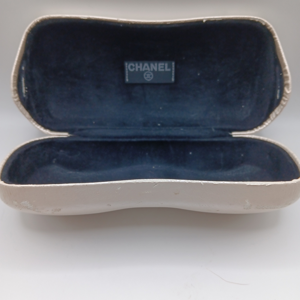 Chanel Black Blue Gradient Sunglasses - Picture 7 of 8